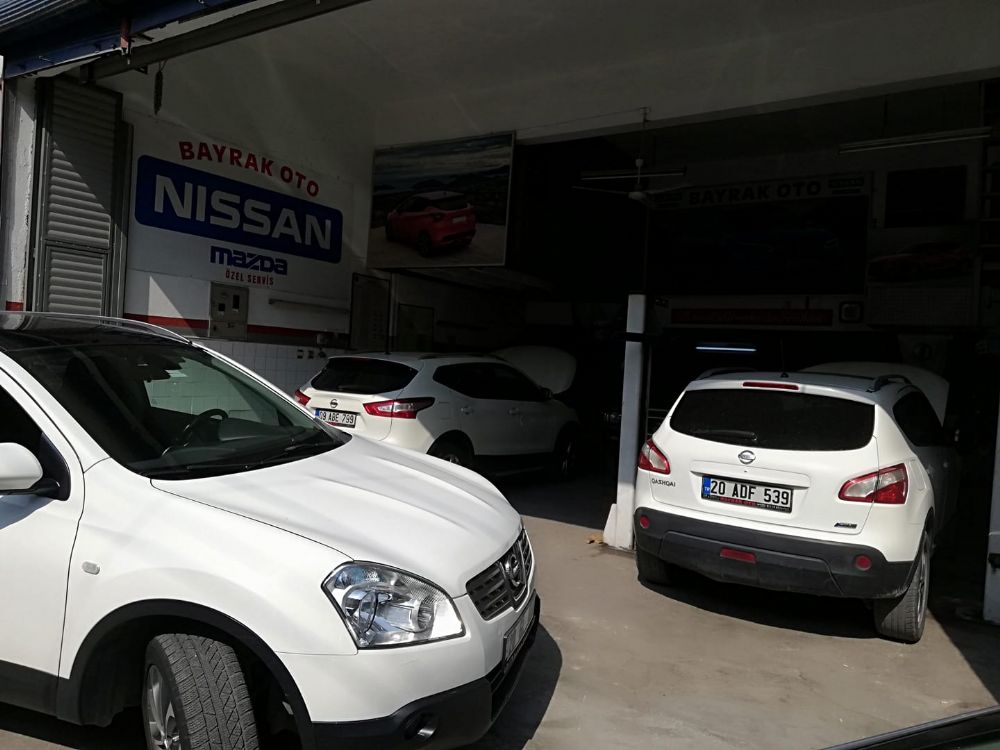 Bayrak Oto zel Servis ve Yedek Para