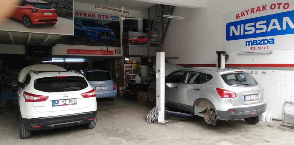 Bayrak Oto zel Servis ve Yedek Para